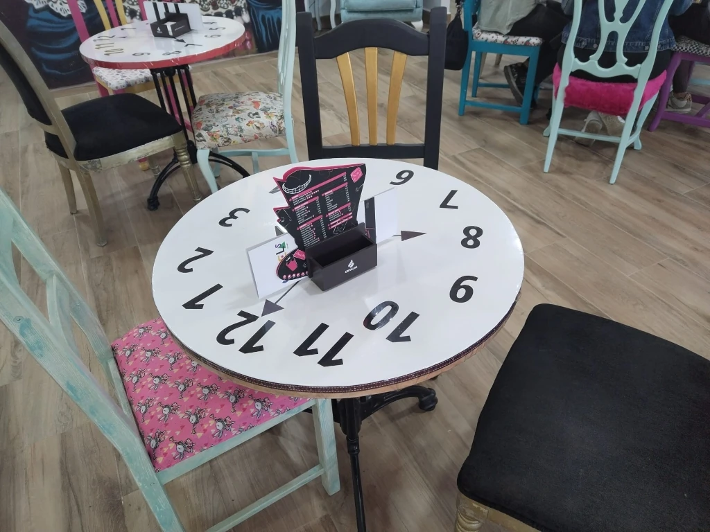 almaloca cafe algeciras mesas
