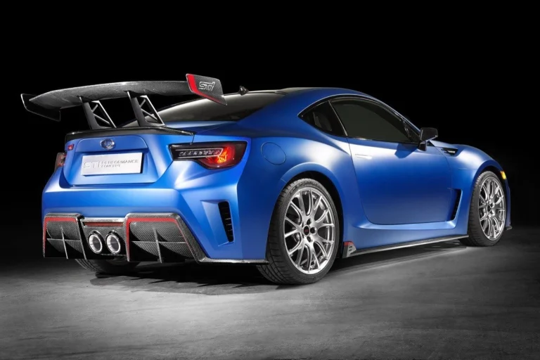 coche tuning azul