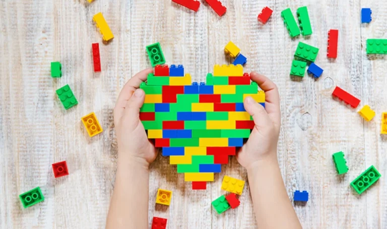 corazon lego