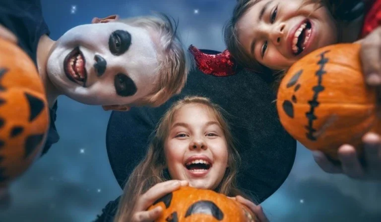 halloween kids down