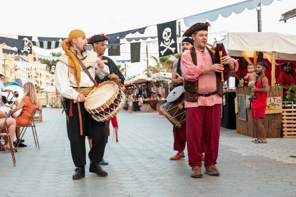 mercado pirata malik eventos